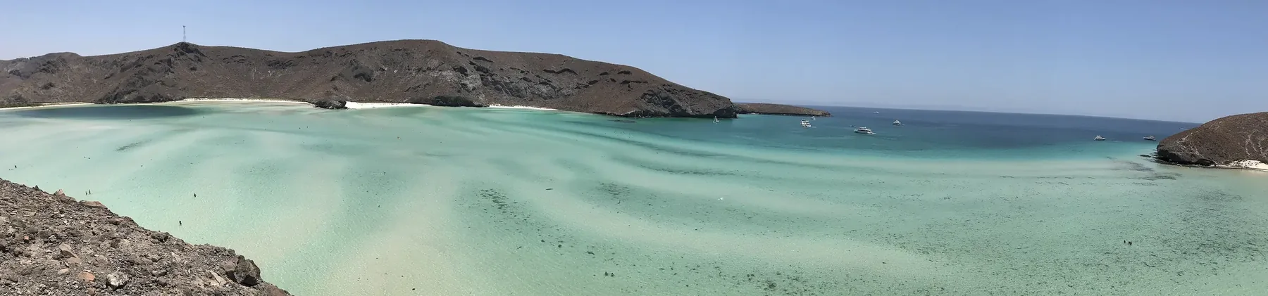 Bahía de Balandra, Baja California Sur, con el agua clara de la ensenada